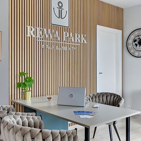 Rewa Park Apartment Екстериор снимка